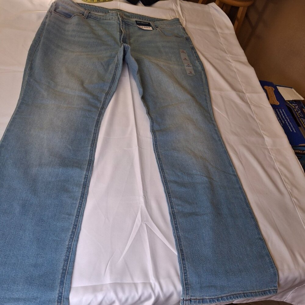 Old Navy Womens Jeans 18 Blue Mid Rise Wow Boot Cut Wash Denim